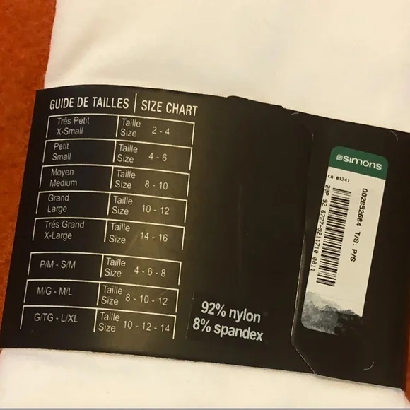 Basic minimalist white capri leggings NWT - Picture 4 of 4